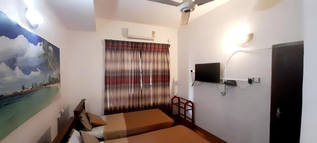 Dehiwala-Mount Lavinia Hotel 100 מראה חיצוני תמונה